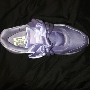 Puma bow shoes